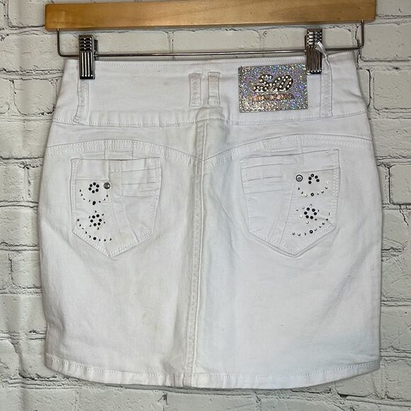 Silver Diva Push Up White distressed Skirt with rhinestones various sizes - Picture 5 of 9